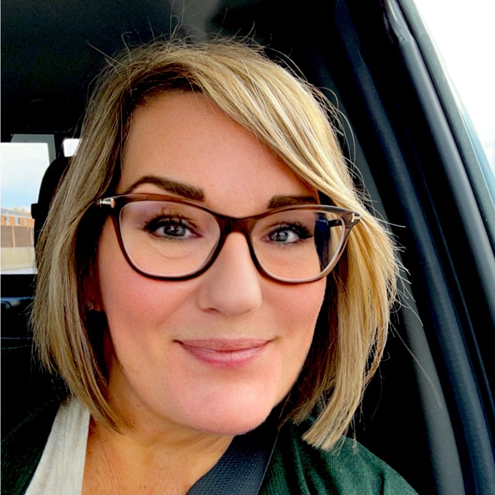 Meet your Posher, Nicole